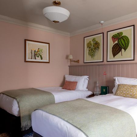 The Carnarvon Arms Hotel นิวเบอรี ภายนอก รูปภาพ
