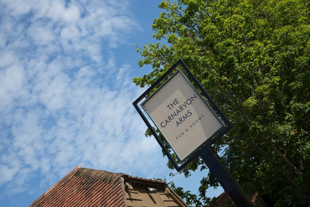 The Carnarvon Arms Hotel นิวเบอรี ภายนอก รูปภาพ