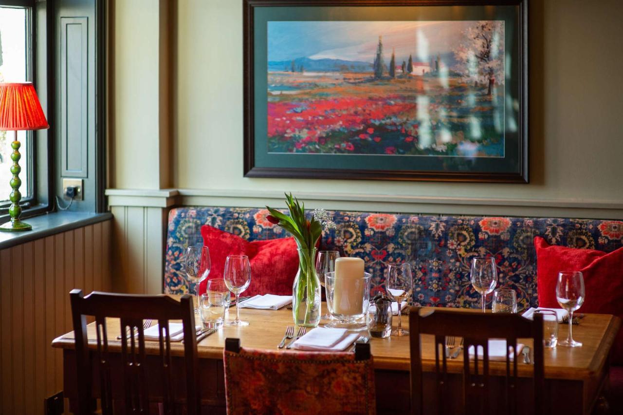 The Carnarvon Arms Hotel นิวเบอรี ภายนอก รูปภาพ